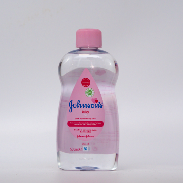 JOHNSONS BABY OIl  F