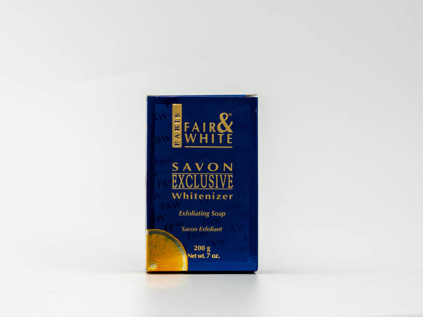 FAIR&amp;WHITE SAVON Exfoliant Exclusive