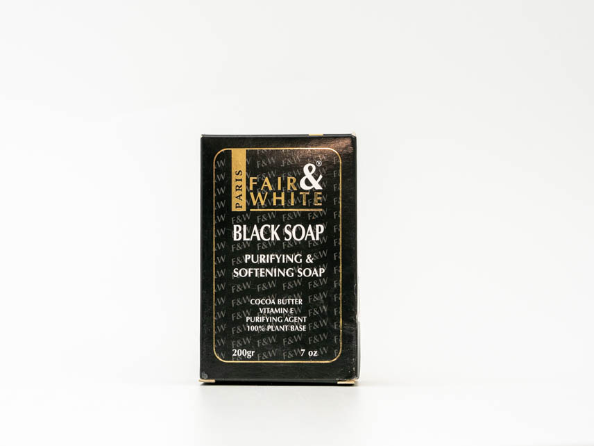 FAIR&amp;WHITE SAVON Black purifiant &amp; adoucissant